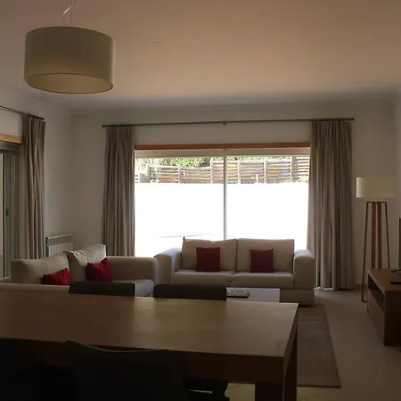 Апартаменты Confortavel T2